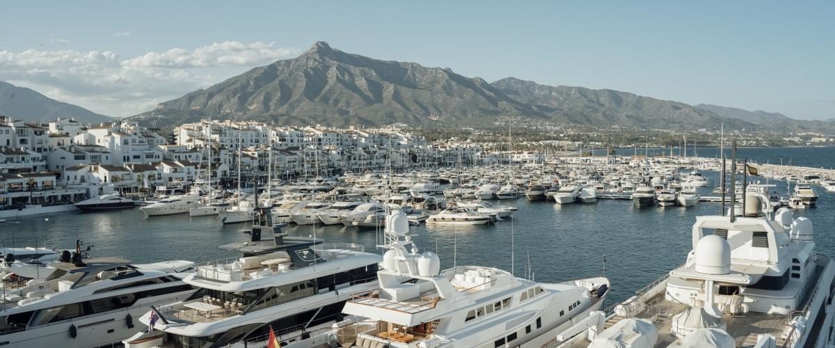 comprar atraque en Banús
